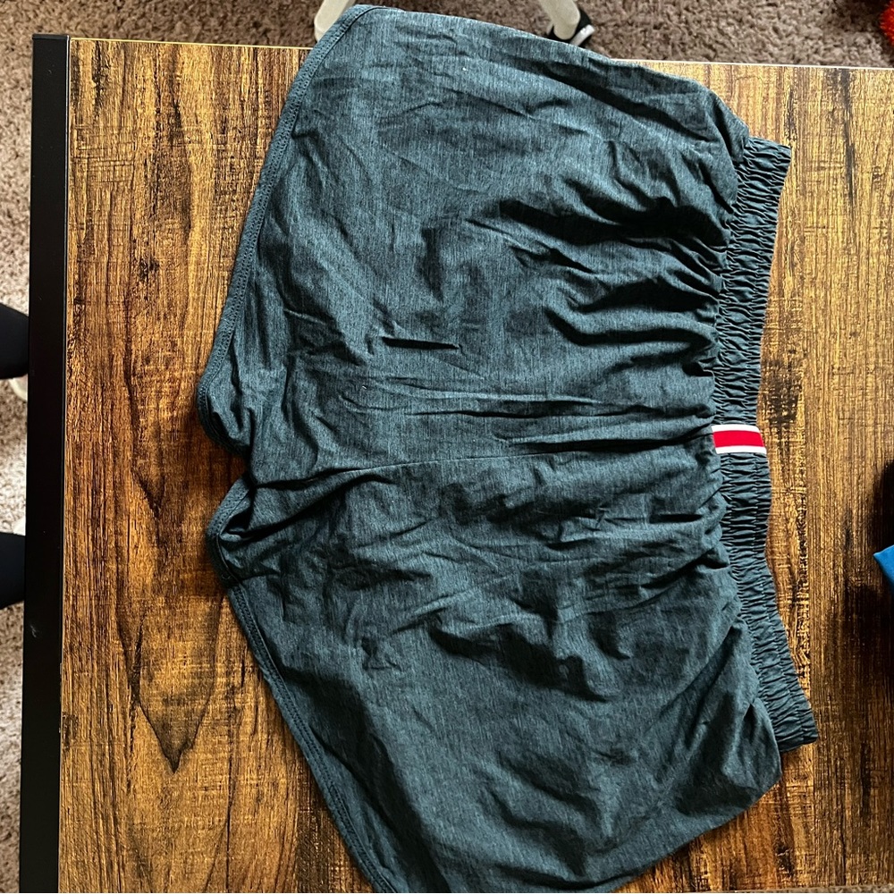 Tracksmith- session shorts